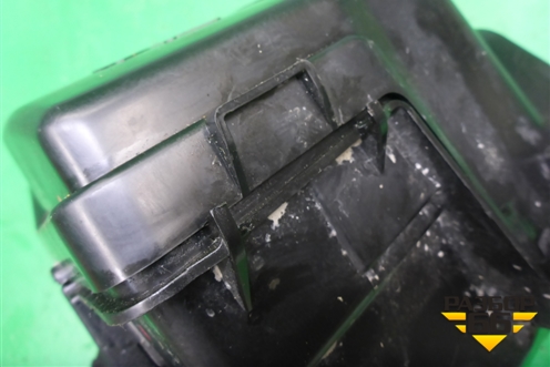 Корпус блока предохранителей (243828894R) для VAZ XRAY с 2016г (Хрэй)