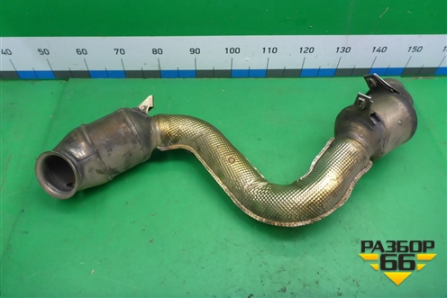 Приёмная труба глушителя (правая) (A2224907000) для Mercedes Benz C-Klass W205 с 2014г (Ц)