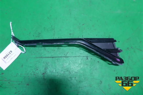 Накладка переднего бампера правая (760853598) для Volkswagen Touareg с 2018г (Туарег)