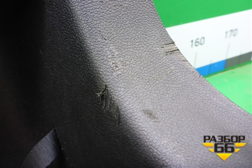 Обшивка багажника правая (5L6867428) для Skoda Yeti с 2009г (Етти)