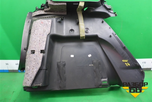 Обшивка багажника правая (5L6867428) для Skoda Yeti с 2009г (Етти)