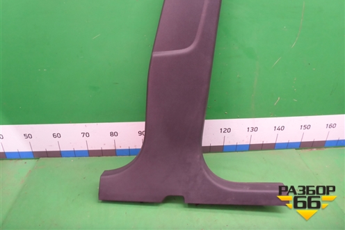 Обшивка стойки центральная нижняя правая (5L0867282A) для Skoda Yeti с 2009г (Етти)