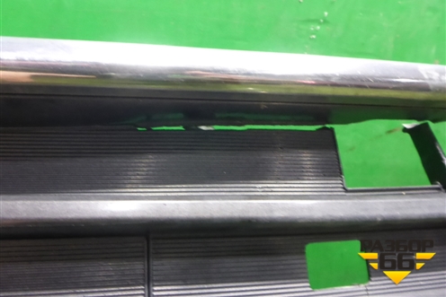 Решетка в передний бампер центральная (после 2014г) (5311233160) для Toyota Camry V50 с 2011-2018г (Камри)