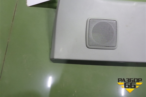 Обшивка двери багажника (верхней) (6793560080) для Toyota Land Cruiser (200) с 2008г (Ленд Крузер)