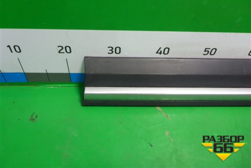 Накладка двери передней правой (6600221651) для Geely Atlas с 2016-2022г (Атлас)