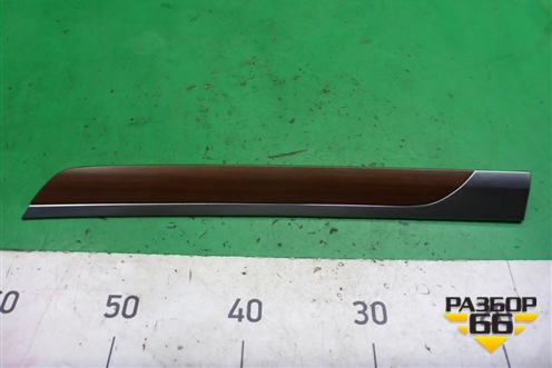 Накладка на торпедо (правая) (8055A012HA) для Mitsubishi Pajero/Montero с 2007г (Паджеро 4/Монтеро)