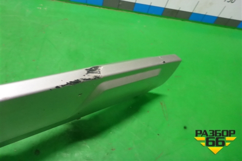 Накладка переднего бампера центральная (Cross) (8450031000) для VAZ Vesta/Веста с 2015г