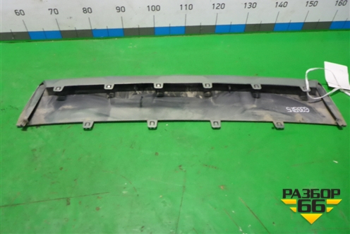 Накладка переднего бампера центральная (Cross) (8450031000) для VAZ Vesta/Веста с 2015г