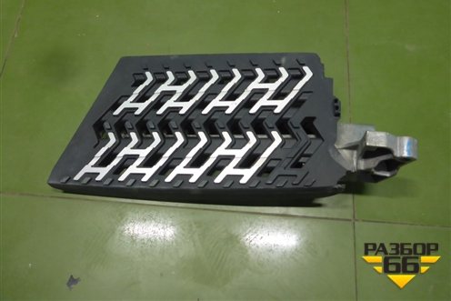 Подножка правая  (84326006) для Volvo TRUCK FH с 2021г (ФШ)