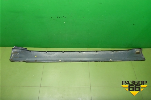 Накладка на порог наружная правая (5ти дверный кузов) (7405A094) для Mitsubishi Pajero/Montero с 2007г (Паджеро 4/Монтеро)