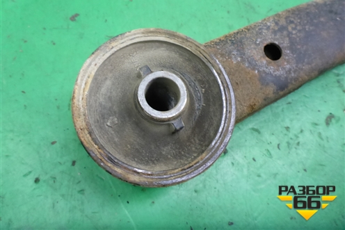 Рычаг задний продольный правый для Mitsubishi Pajero/Montero с 2007г (Паджеро 4/Монтеро)