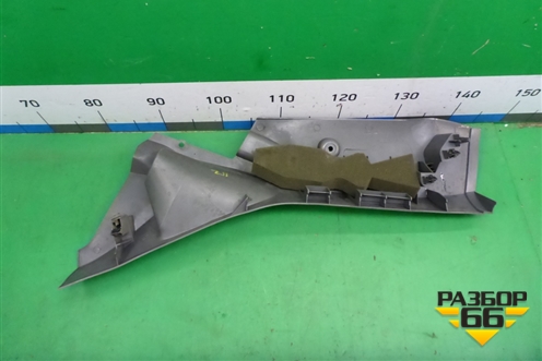 Обшивка стойки задняя нижняя правая (4M51A31016AGW) для Ford Focus 2 с 2008-2011г (Фокус)