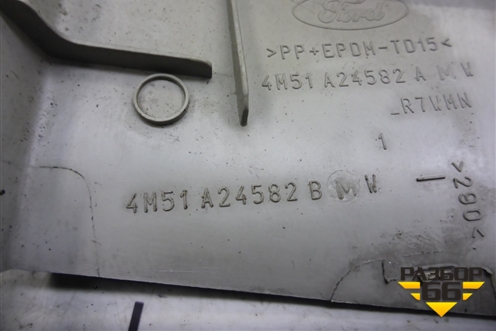 Обшивка стойки центральная верхняя правая (4M51A24582BMW) для Ford Focus 2 с 2008-2011г (Фокус)