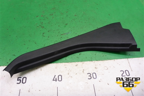 Накладка двери задней правой (на рамку задняя часть хетчбэк) (4M51A254K06AG3YYW) для Ford Focus 2 с 2008-2011г (Фокус)