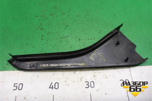 Накладка двери задней правой (на рамку задняя часть хетчбэк) (4M51A254K06AG3YYW) для Ford Focus 2 с 2008-2011г (Фокус)