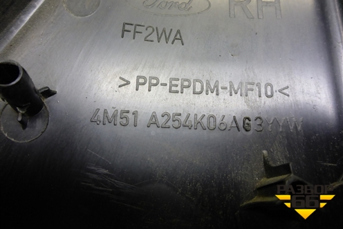 Накладка двери задней правой (на рамку задняя часть хетчбэк) (4M51A254K06AG3YYW) для Ford Focus 2 с 2008-2011г (Фокус)
