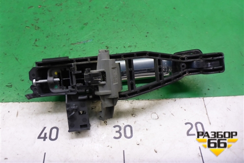 Ручка наружная двери задней правой (с хромом) для Ford Focus 2 с 2008-2011г (Фокус)