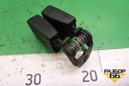 Замок ремня безопасности задний (пара) (4M51A613K21AA) для Ford Focus 2 с 2008-2011г (Фокус)