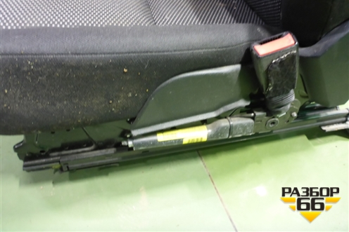 Сиденья комплект (с подогревом) для Ford Focus 2 с 2008-2011г (Фокус)