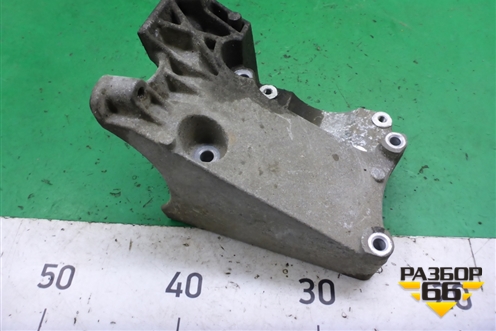 Кронштейн компрессора кондиционера (1.6л SHDA) (4M5019D624CD) для Ford Focus 2 с 2008-2011г (Фокус)