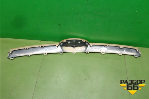 Накладка на решетку радиатора (602002323AA) для Chery Arrizo 8 с 2022г (Арризо 8)