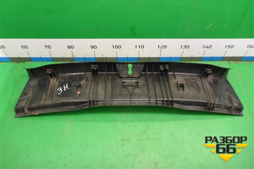 Обшивка багажника на заднюю панель (BP4K68891) для Mazda Mazda 3 (BK) с 2003-2009г 