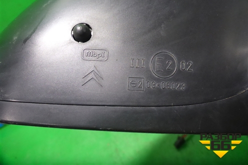 Зеркало правое электрическое (6+2 контакта) для Citroen C4 с 2005-2011г (С4)