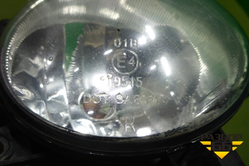 Фара противотуманная правая (после 2012г до 2015г) (8121060180) для Toyota Land Cruiser (200) с 2008г (Ленд Крузер)