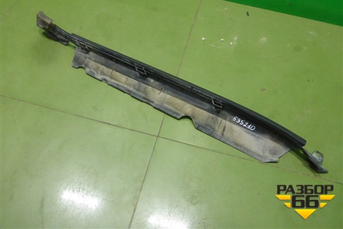 Накладка переднего крыла правого (5380560020) для Toyota Land Cruiser (200) с 2008г (Ленд Крузер)