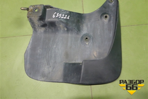 Брызговик задний правый (до 2015г) (7662160150) для Toyota Land Cruiser (200) с 2008г (Ленд Крузер)