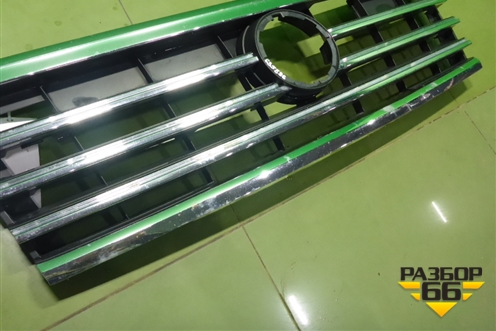 Решетка радиатора (760853653B) для Volkswagen Touareg с 2018г (Туарег)