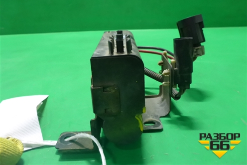 Подогреватель стеклоочистителя (25908342) для Cadillac CTS с 2008-2013г (ЦТС)