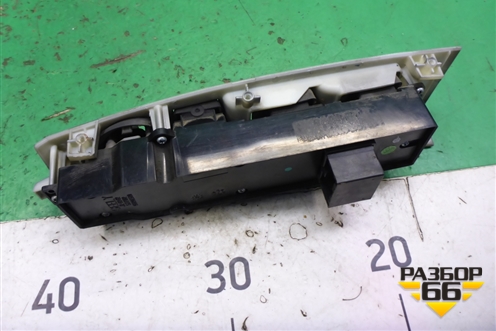 Модуль управления стеклоподъёмниками (06802560) для Geely Emgrand (EC7) с 2009-2016г (Эмгранд)