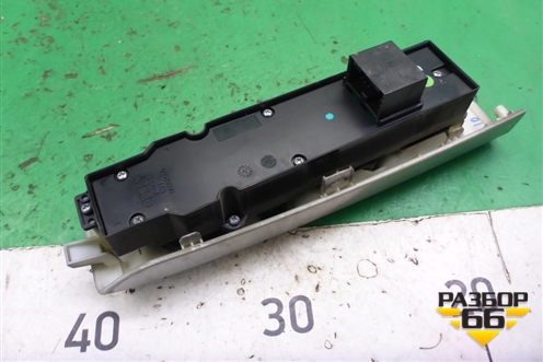 Модуль управления стеклоподъёмниками (06802560) для Geely Emgrand (EC7) с 2009-2016г (Эмгранд)