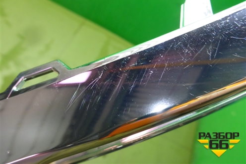 Накладка на решетку переднего бампера (после 2010г AMG) (A2048853574) для Mercedes Benz C-Klass W204 с 2007-2014г (Ц)