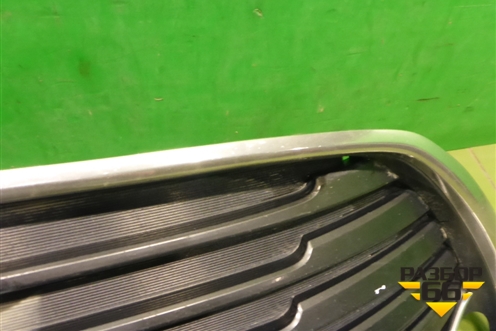 Решетка в передний бампер центральная (после 2014г) (5311233160) для Toyota Camry V50 с 2011-2018г (Камри)