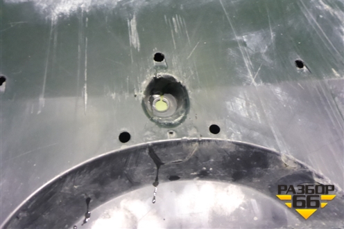 Пыльник переднего бампера центральный (5144106321) для Toyota Camry V70 с 2017г (Камри)