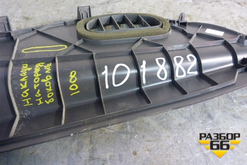 Накладка на торпедо  (Левая боковая) (A9406802706) для Mercedes Benz TRUCK Axor 2 с 2004г (Аксор)