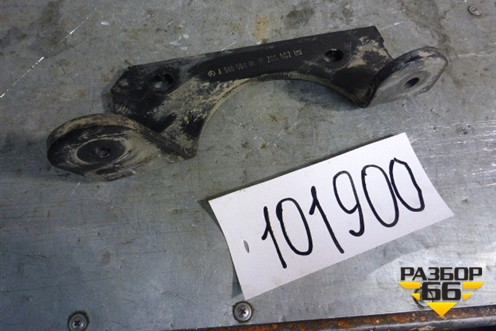 Кронштейн радиатора правый  (A9405040640) для Mercedes Benz TRUCK Axor 2 с 2004г (Аксор)