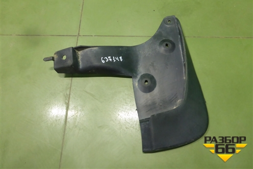 Брызговик задний правый (до 2015г) (7662160150) для Toyota Land Cruiser (200) с 2008г (Ленд Крузер)