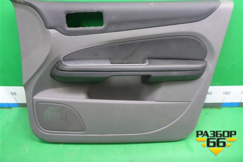 Обшивка двери передней правой под электрику (4M51A23942AC) для Ford Focus 2 с 2008-2011г (Фокус)