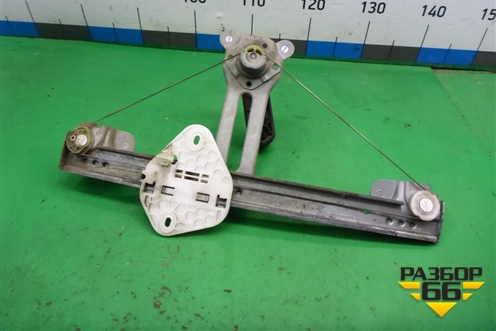 Стеклоподъёмник механический задний левый для Renault Logan с 2004-2015г (Логан)