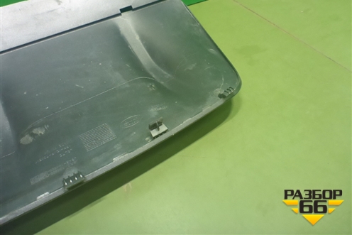 Накладка заднего бампера (J8A219K809) для Land Rover Range Rover Velar с 2017г (Велар)