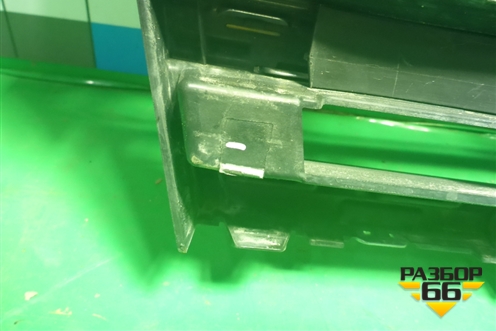 Решетка радиатора (760853653B) для Volkswagen Touareg с 2018г (Туарег)