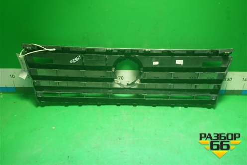 Решетка радиатора (760853653B) для Volkswagen Touareg с 2018г (Туарег)