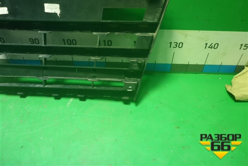 Решетка радиатора (760853653B) для Volkswagen Touareg с 2018г (Туарег)