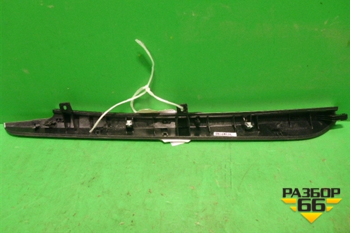 Накладка внутренняя (на консоль левая) для BMW X5 F15 с 2013г (Х5 Ф15)