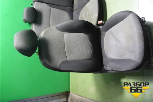 Сиденья комплект (с обогревом,без AIR BAG) для Hyundai Solaris с 2010-2016г (Солярис)