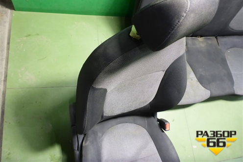 Сиденья комплект (с обогревом,без AIR BAG) для Hyundai Solaris с 2010-2016г (Солярис)