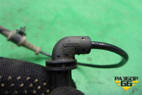 Датчик ABS передний правый (13329258) для Chevrolet Cruze c 2009-2015г (Круз)